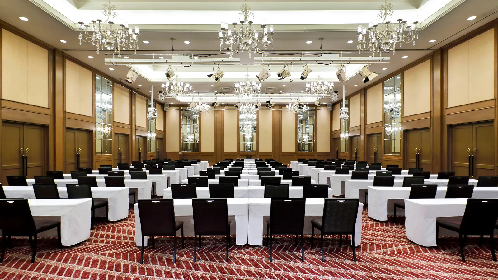 コンベンションホール富士｜施設のご案内｜エクシブ山中湖／山中湖