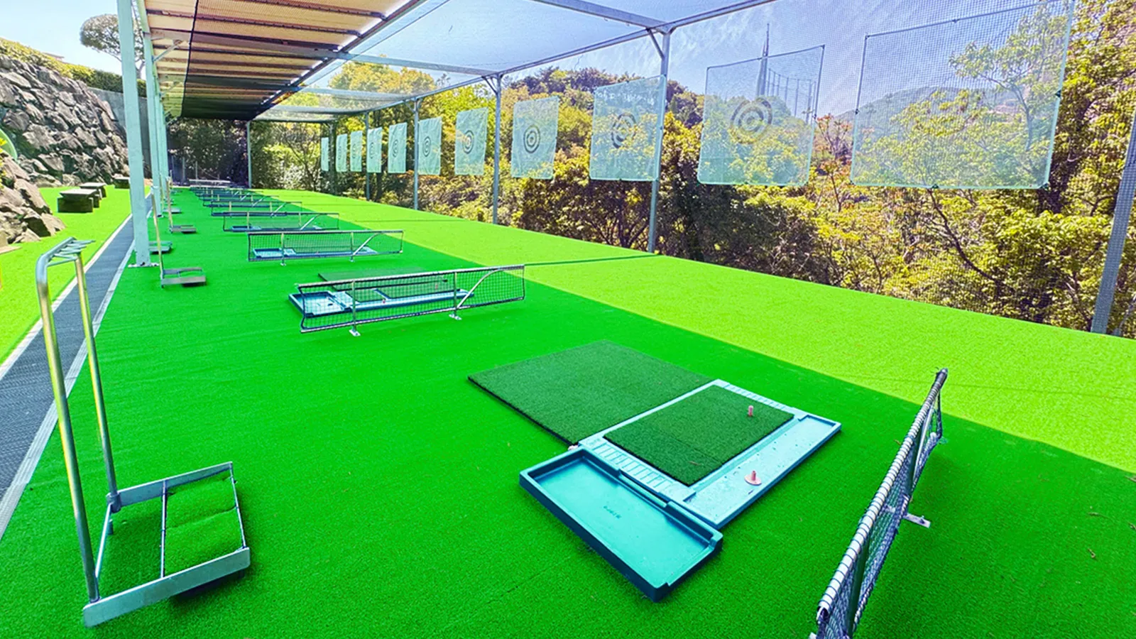 練習場｜施設のご案内｜グランディ鳴門 ゴルフクラブ36｜リゾート