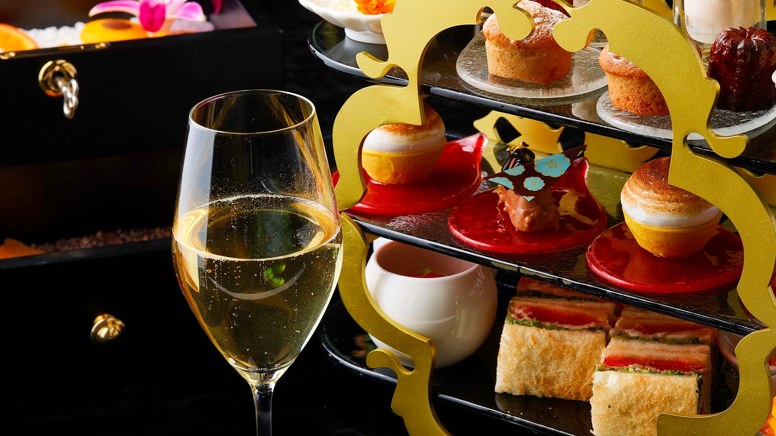 MADISON Afternoon Tea －Tropical－｜おすすめ情報｜横浜ベイコート