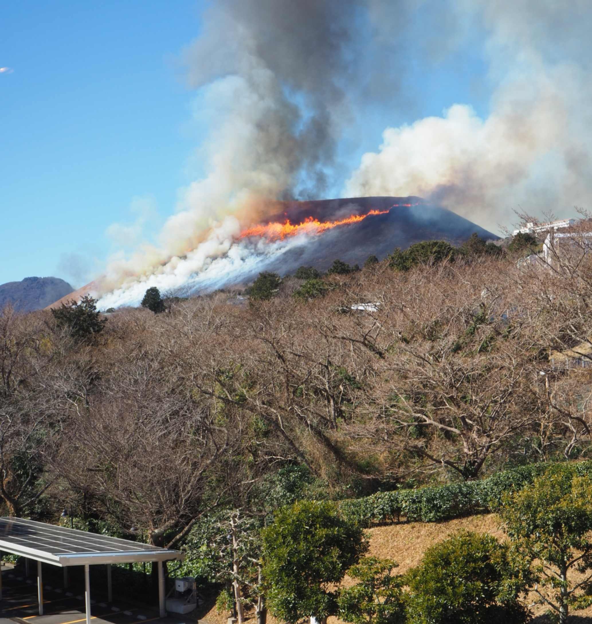 2027.2/14開催予定】年に一度「大室山 山焼き」｜おすすめ情報