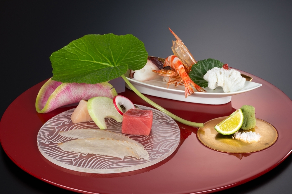推奨料理 神楽（かぐら）｜日本料理鳥羽別邸 華暦｜レストラン＆バー