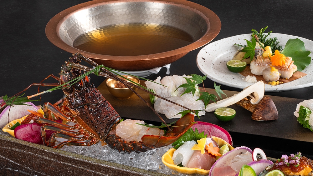 日本料理 鳥羽別邸 華暦｜レストラン＆バー｜グランドエクシブ鳥羽